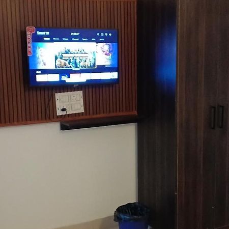 גאזיאבאד Hotel Blue Heaven Oyotownhouse מראה חיצוני תמונה