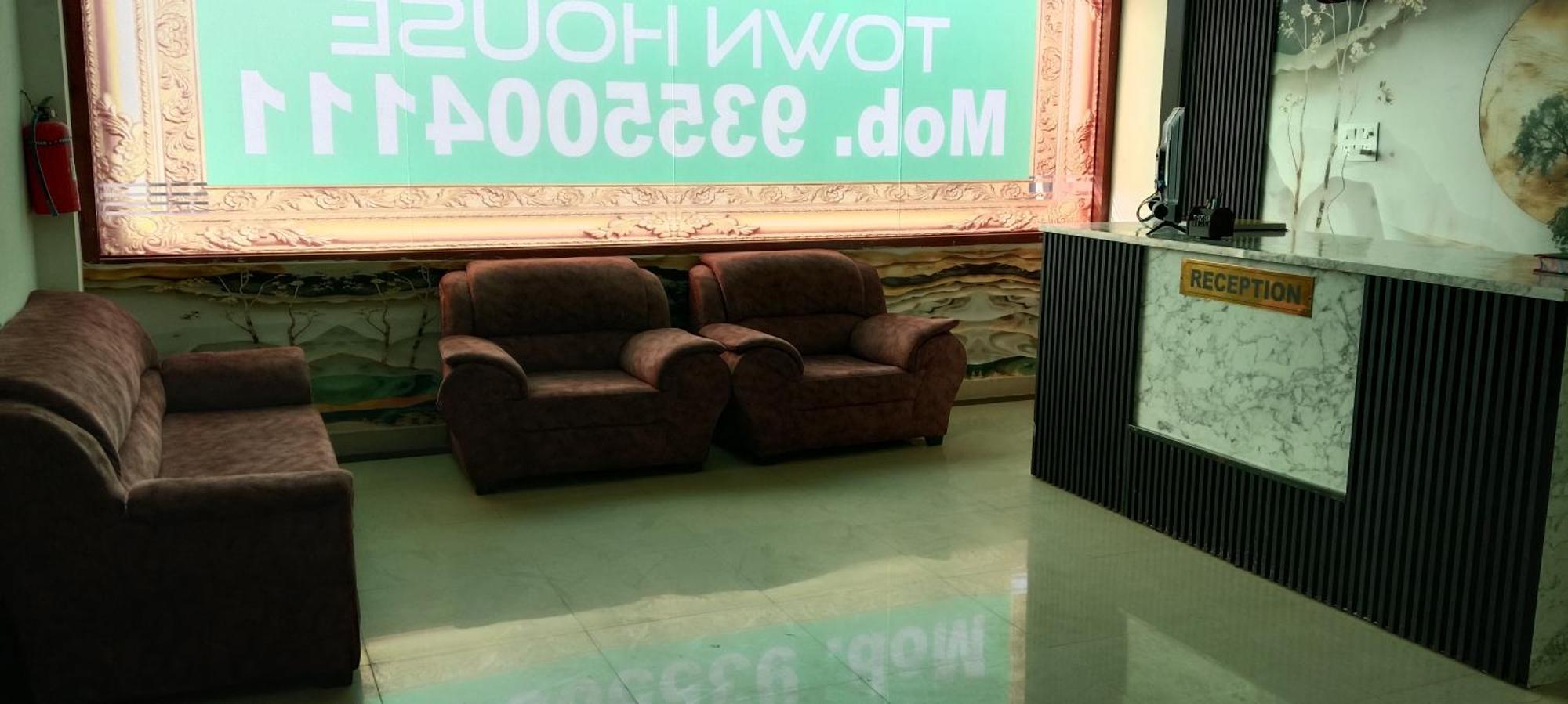 גאזיאבאד Hotel Blue Heaven Oyotownhouse מראה חיצוני תמונה